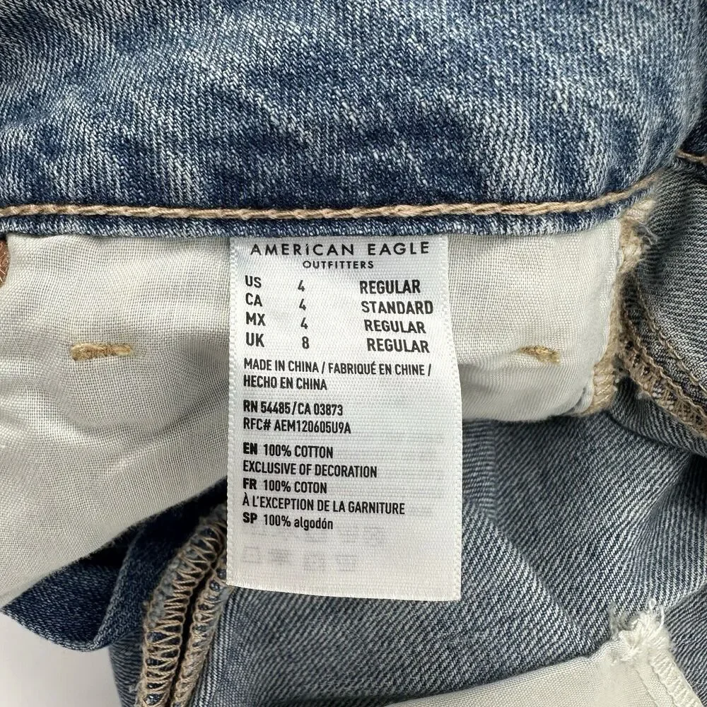 American Eagle Tomgirl Jeans Size 4‎ Women Classic Vintage Destroy Button Fly
